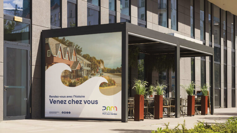 Carrousel image web-16