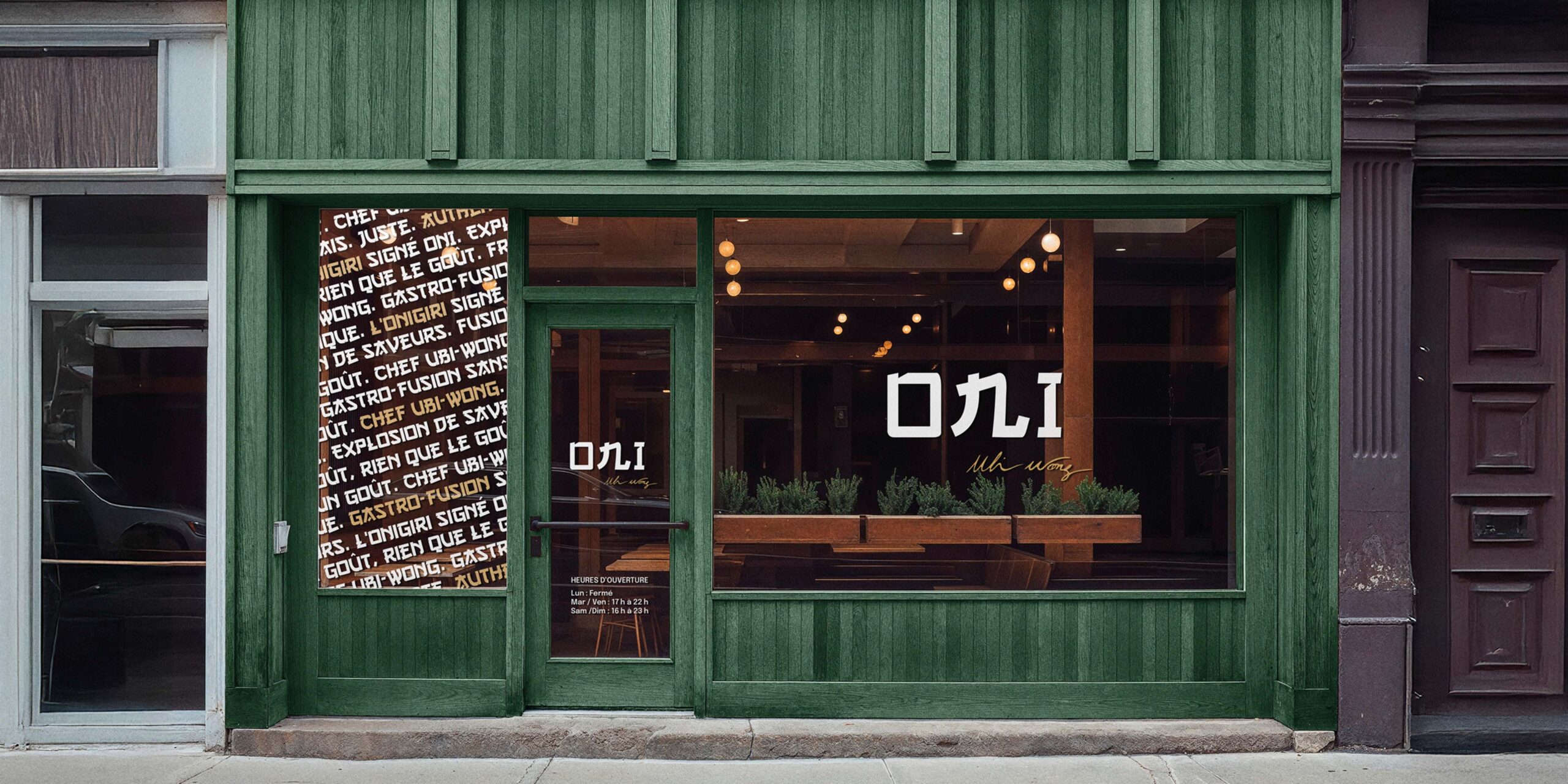 Vitrine Oni